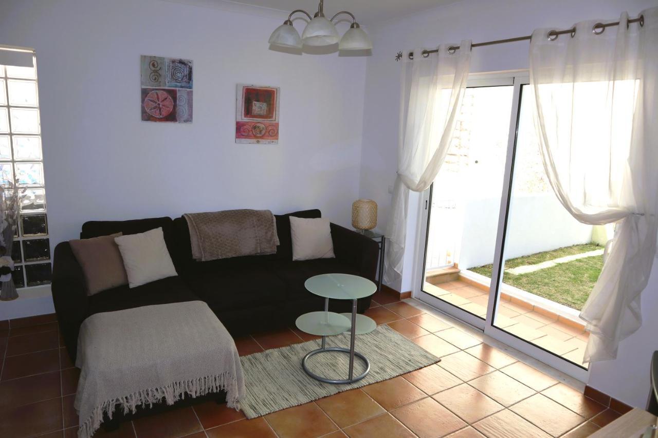 Apartamento Nathalie A 100M Da Praia 卡武埃鲁 外观 照片