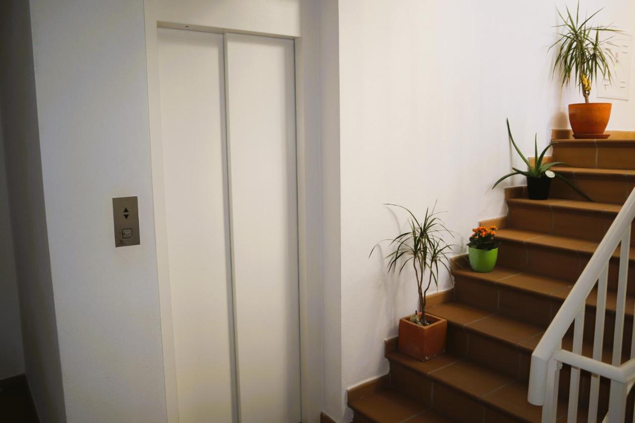 Apartamento Nathalie A 100M Da Praia 卡武埃鲁 外观 照片